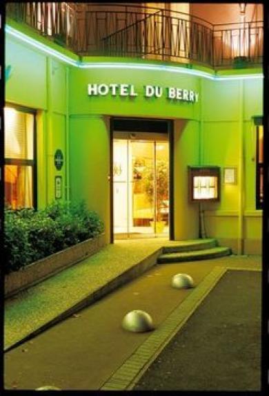 Hotel Le Berry Saint-Nazaire ภายนอก รูปภาพ